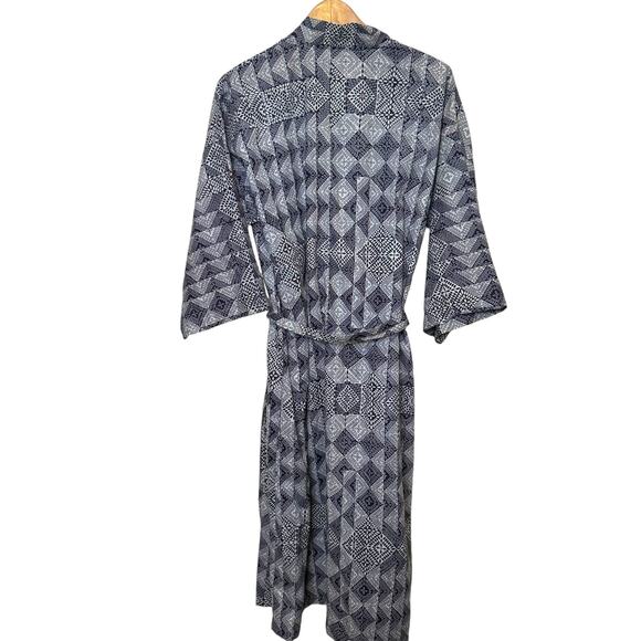 Vintage State O Maine Bllack and White Print Belted Print Bath Robe - Picture 5 of 10